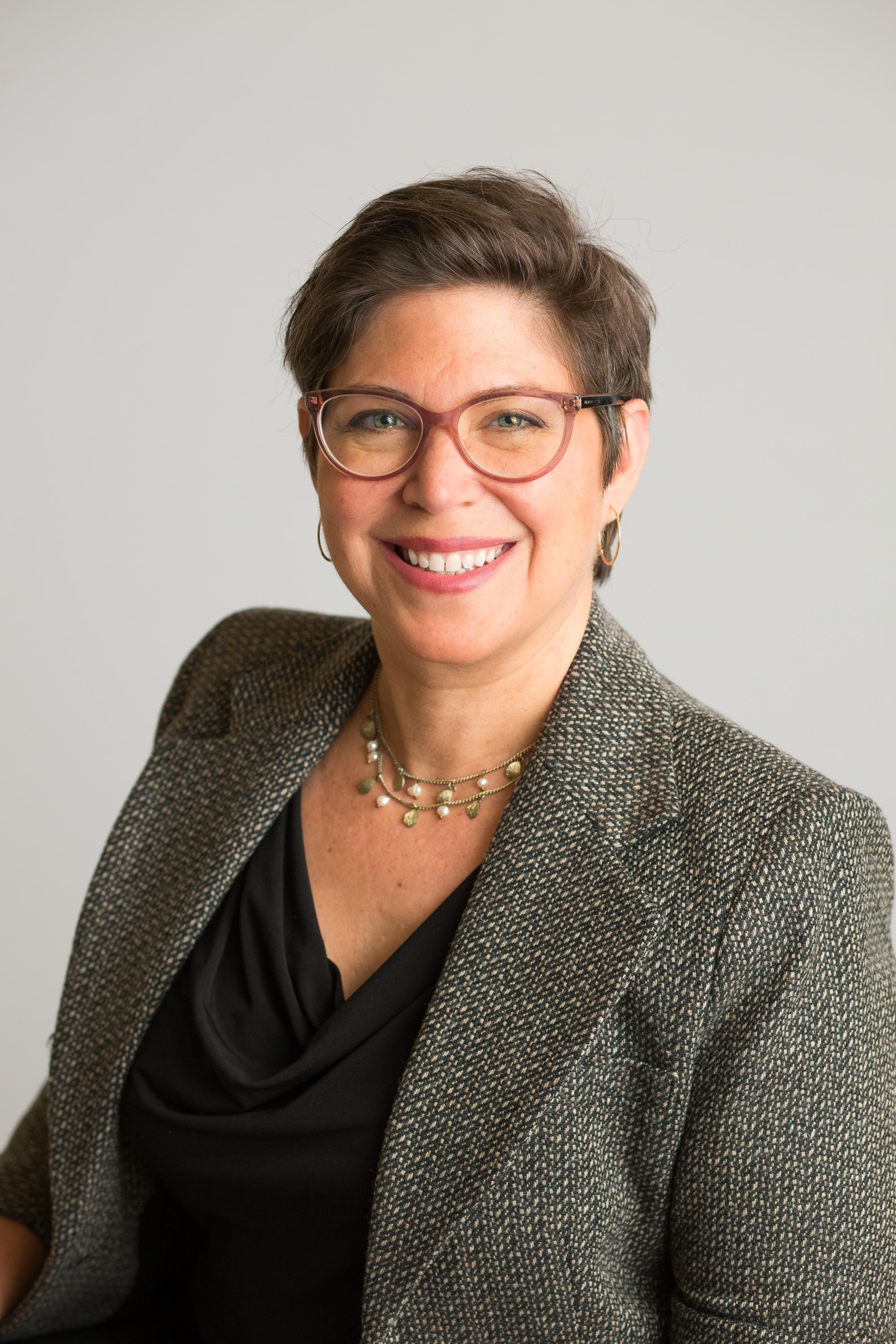 Dr. Lisa Flexner, PT, DPT, FAAOMPT